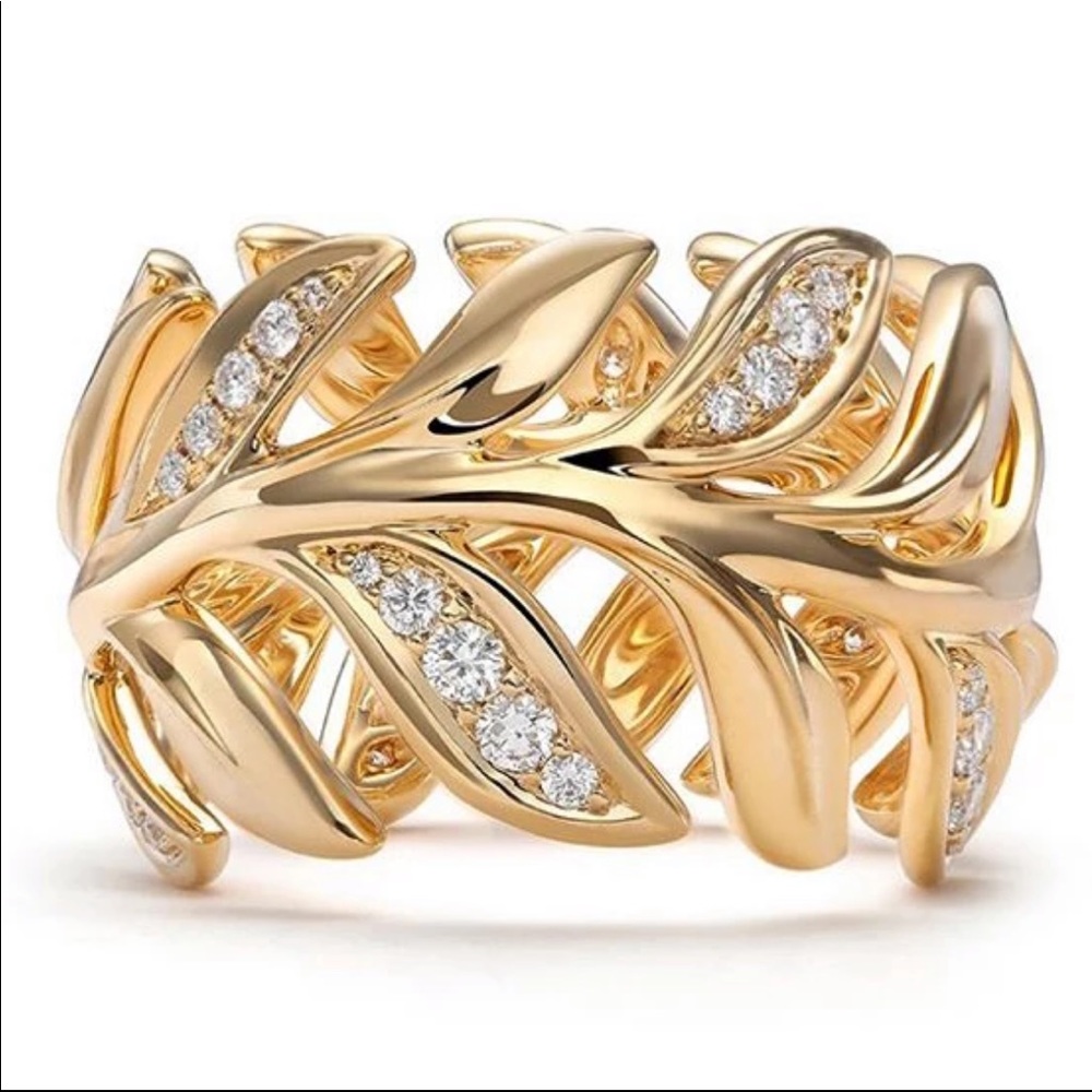 New Women’s Yellow Gold Diamond Beautiful LeafRing - Picture 1 of 5